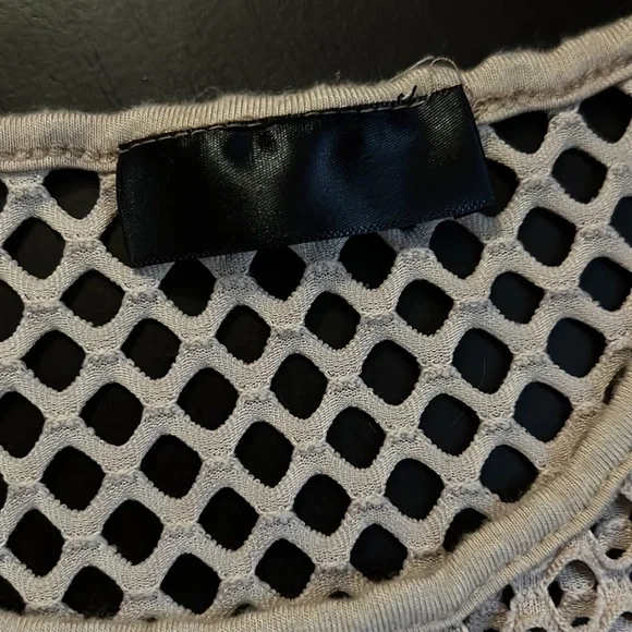 Net bathing suit cover - Picture 4 of 4